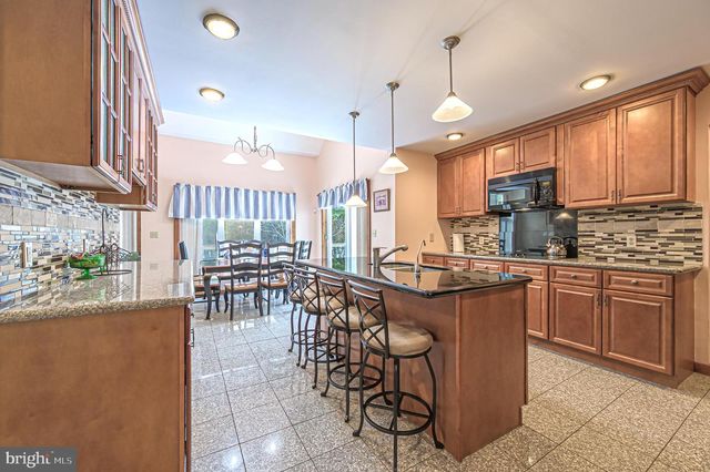 892 HOGBIN RD, Millville, NJ 08332