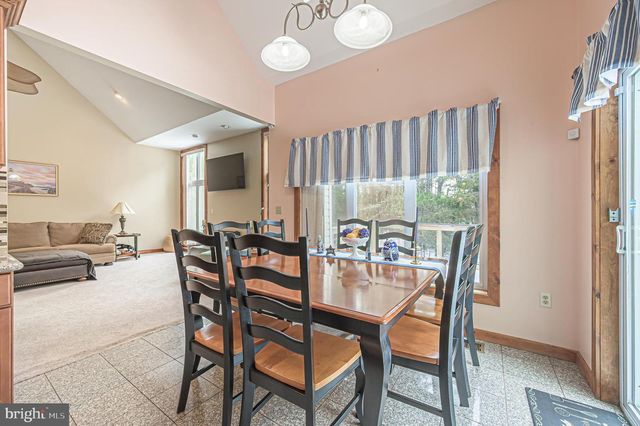 892 HOGBIN RD, Millville, NJ 08332