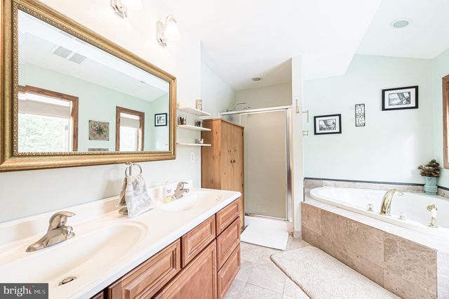 892 HOGBIN RD, Millville, NJ 08332