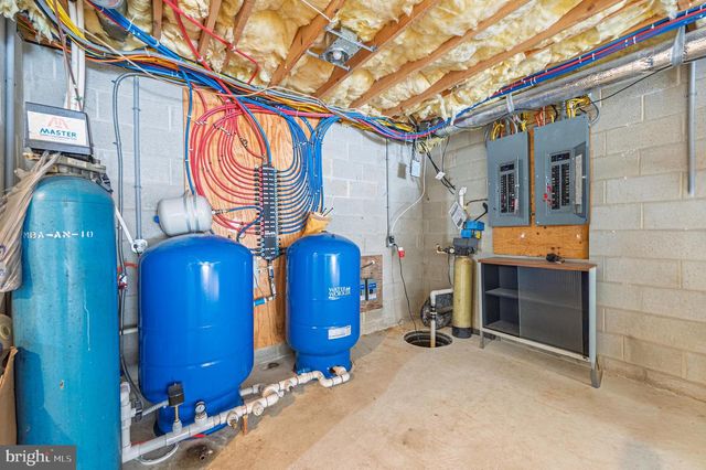 892 HOGBIN RD, Millville, NJ 08332