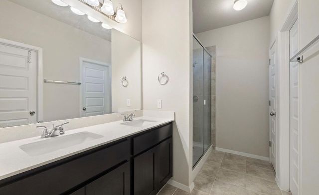 408 Black Opal DR, Jarrell, TX 76537