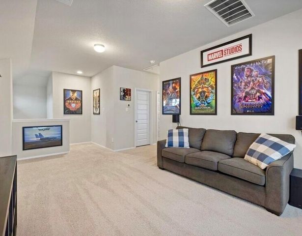 408 Black Opal DR, Jarrell, TX 76537