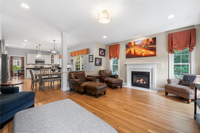 128 Windmill Drive, South Kingstown, RI 02879