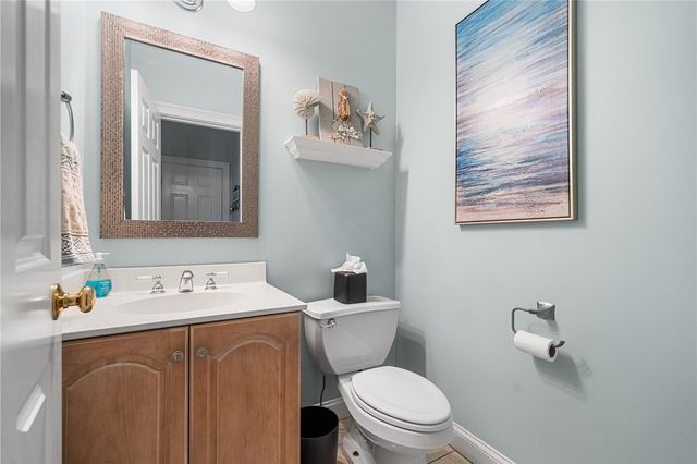 128 Windmill Drive, South Kingstown, RI 02879