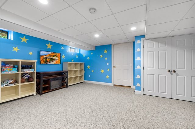 128 Windmill Drive, South Kingstown, RI 02879