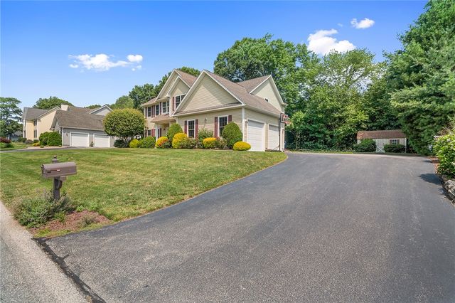 128 Windmill Drive, South Kingstown, RI 02879