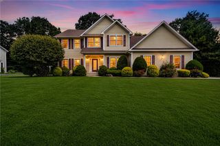 128 Windmill Drive, South Kingstown, RI 02879