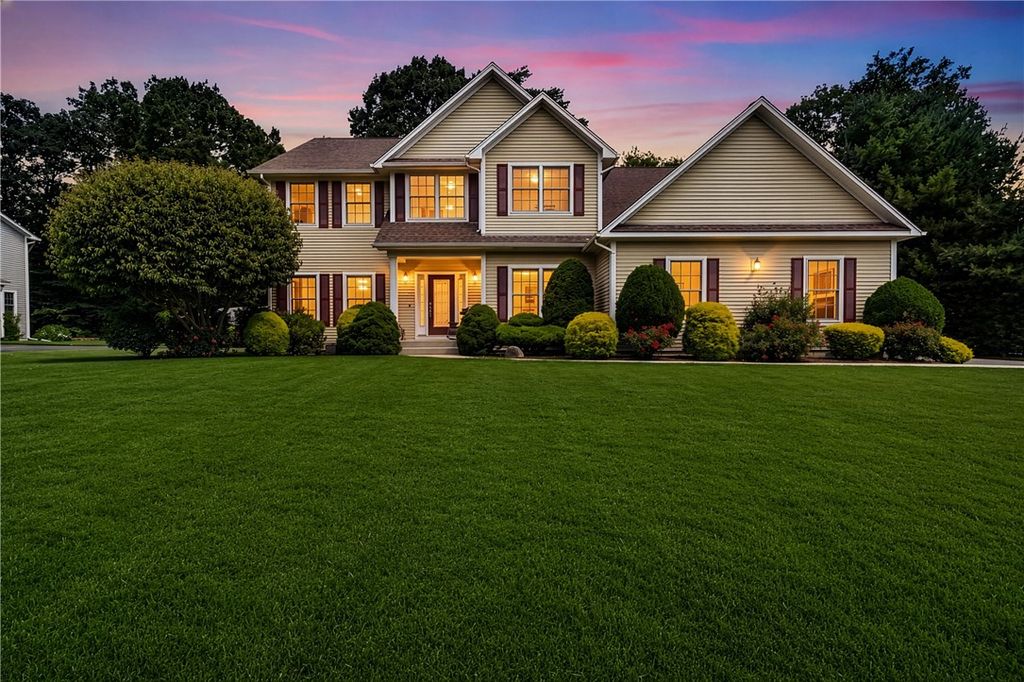 128 Windmill Drive, South Kingstown, RI 02879