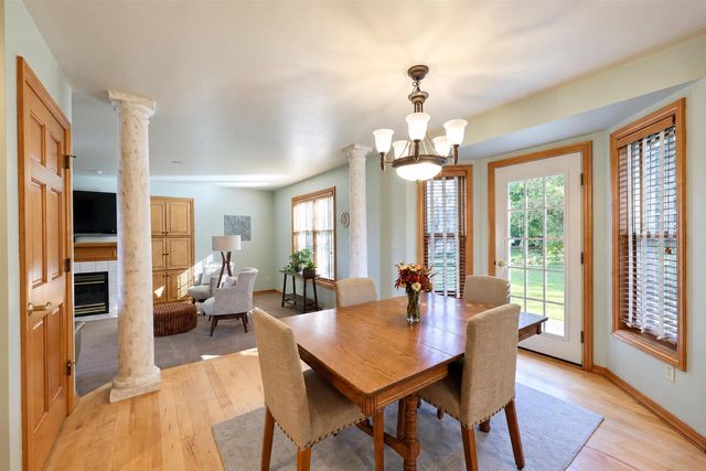 2141 DORSET DRIVE, Green Bay, WI 54311