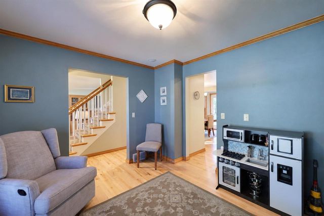2141 DORSET DRIVE, Green Bay, WI 54311