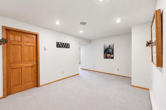 2141 DORSET DRIVE, Green Bay, WI 54311