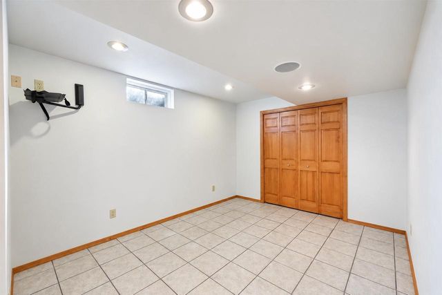 2141 DORSET DRIVE, Green Bay, WI 54311