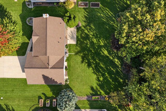 2141 DORSET DRIVE, Green Bay, WI 54311