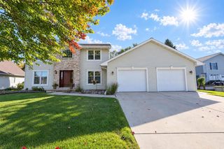 2141 DORSET DRIVE, Green Bay, WI 54311