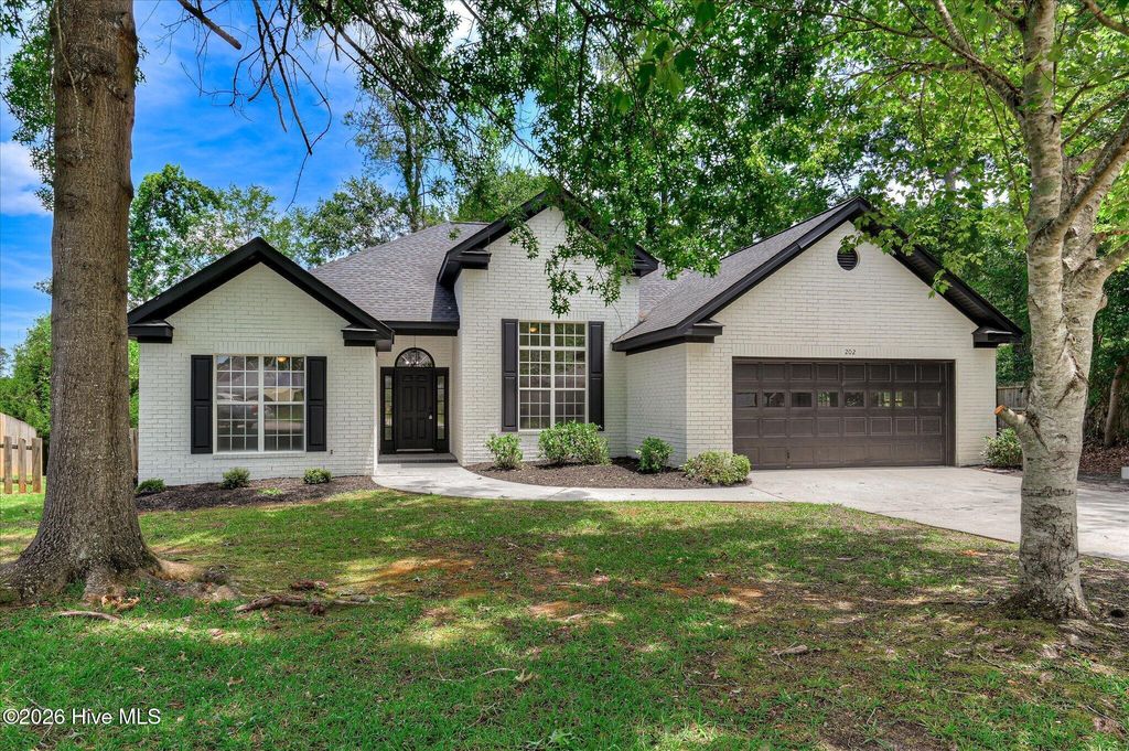 202 Sussex Court, Evans, GA 30809