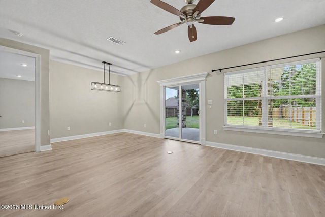 846 Amoka Place, Diamondhead, MS 39525