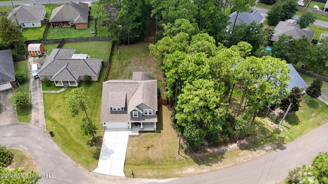 846 Amoka Place, Diamondhead, MS 39525