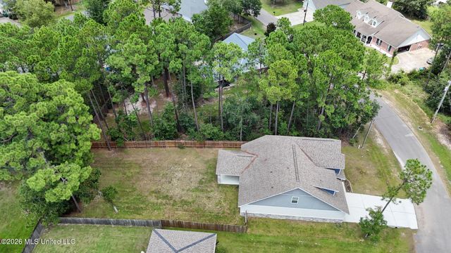 846 Amoka Place, Diamondhead, MS 39525