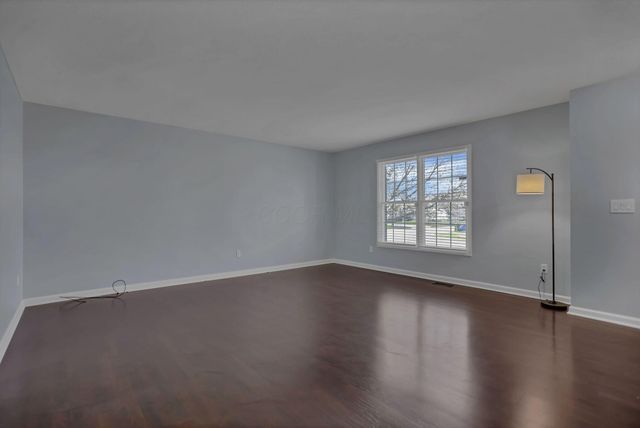 480 Wheatfield Drive, Delaware, OH 43015