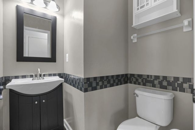 480 Wheatfield Drive, Delaware, OH 43015