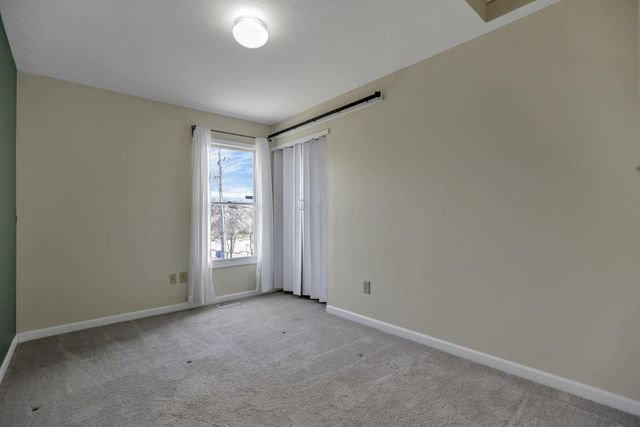 480 Wheatfield Drive, Delaware, OH 43015