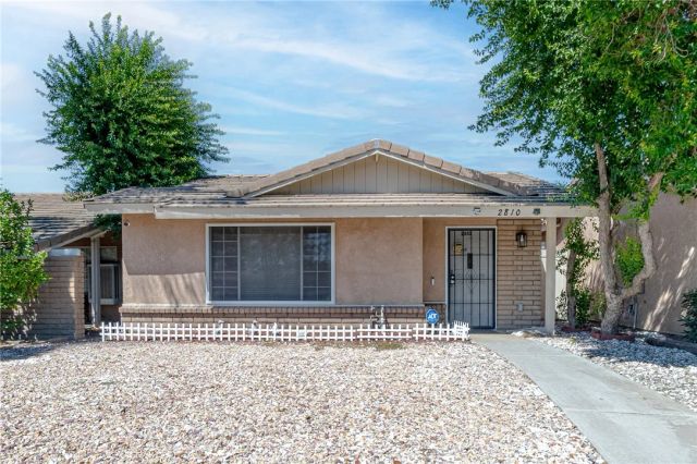 2810 W Devonshire, Hemet, CA 92545