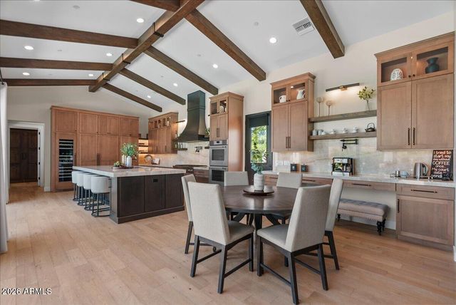 10655 E DESERT COVE Avenue, Scottsdale, AZ 85259