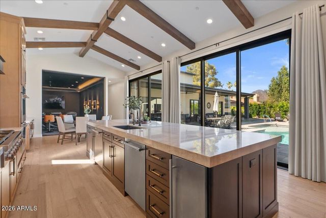 10655 E DESERT COVE Avenue, Scottsdale, AZ 85259