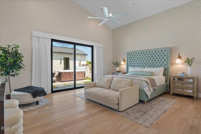 10655 E DESERT COVE Avenue, Scottsdale, AZ 85259