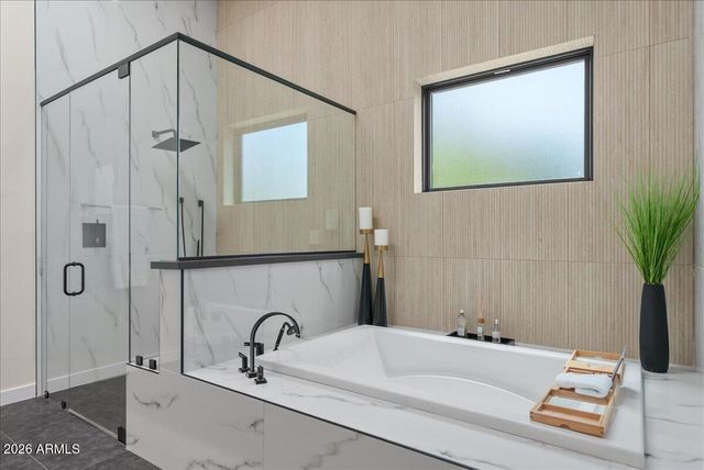 10655 E DESERT COVE Avenue, Scottsdale, AZ 85259