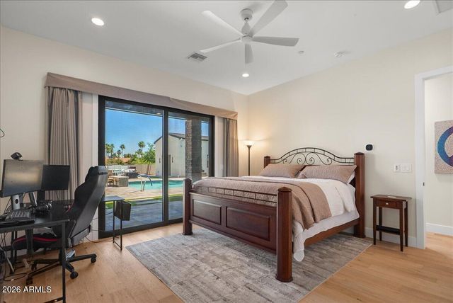 10655 E DESERT COVE Avenue, Scottsdale, AZ 85259