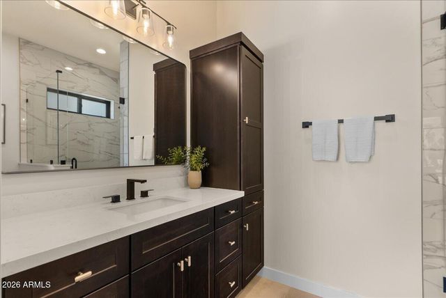 10655 E DESERT COVE Avenue, Scottsdale, AZ 85259