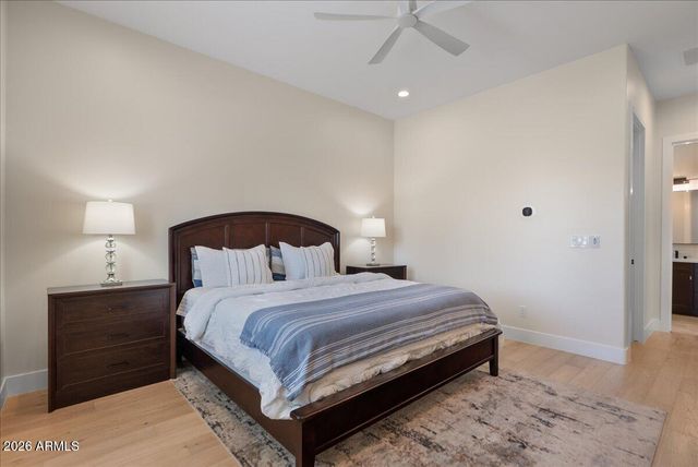 10655 E DESERT COVE Avenue, Scottsdale, AZ 85259