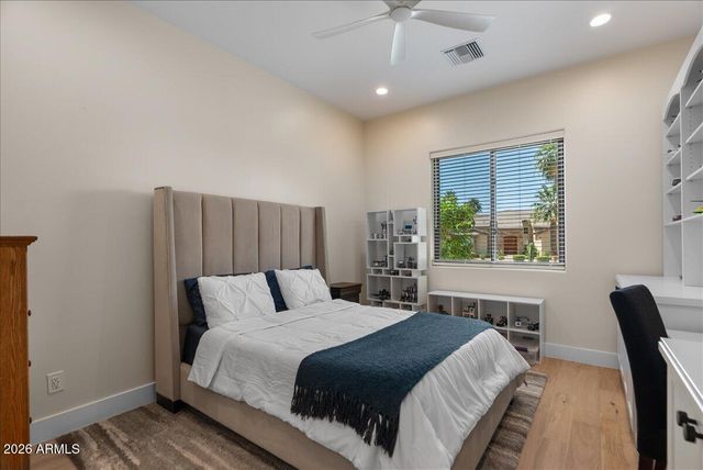10655 E DESERT COVE Avenue, Scottsdale, AZ 85259