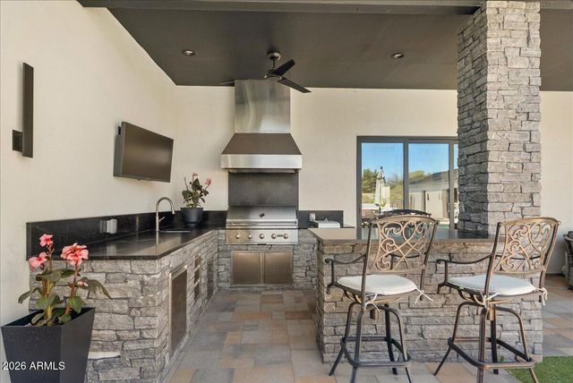 10655 E DESERT COVE Avenue, Scottsdale, AZ 85259
