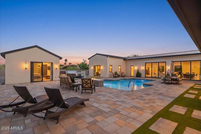 10655 E DESERT COVE Avenue, Scottsdale, AZ 85259