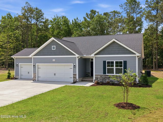 3003 Tucker Hill Drive, Grimesland, NC 27837