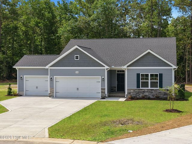 3003 Tucker Hill Drive, Grimesland, NC 27837