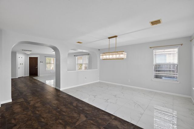 331 Mantova Drive, Houston, TX 77073