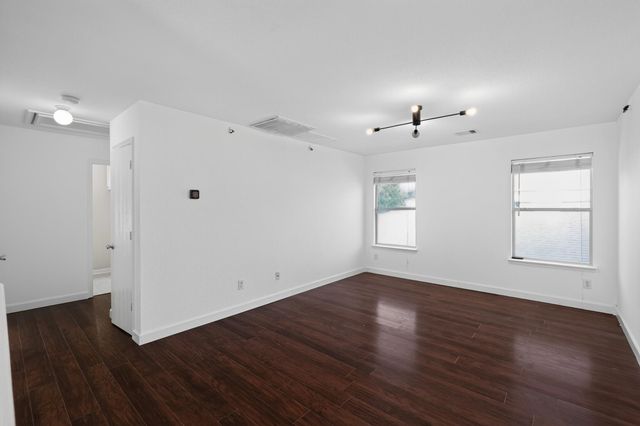 331 Mantova Drive, Houston, TX 77073