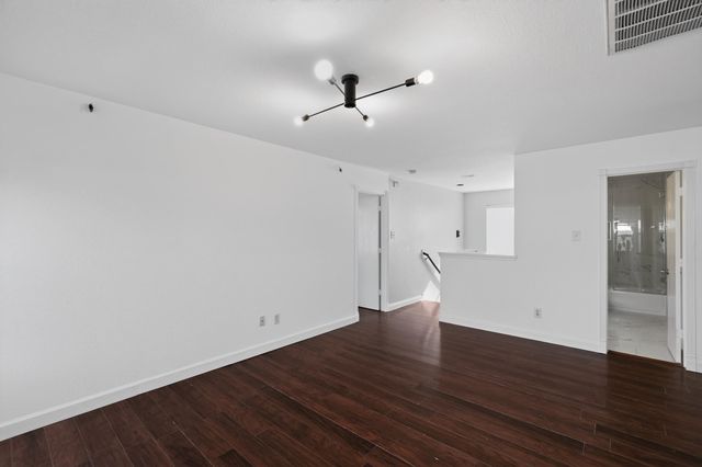 331 Mantova Drive, Houston, TX 77073