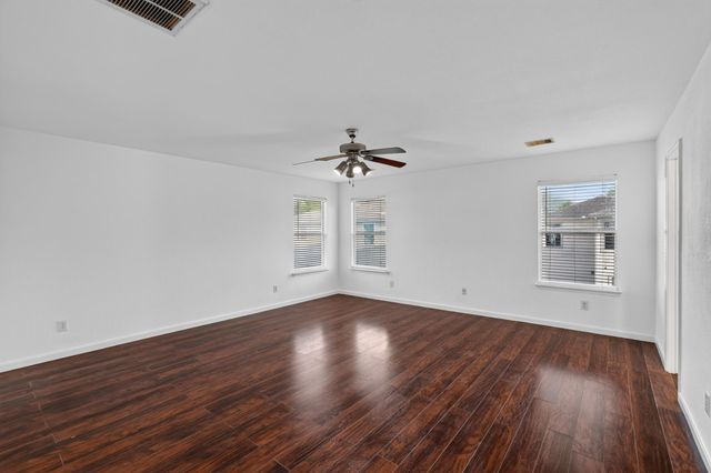 331 Mantova Drive, Houston, TX 77073