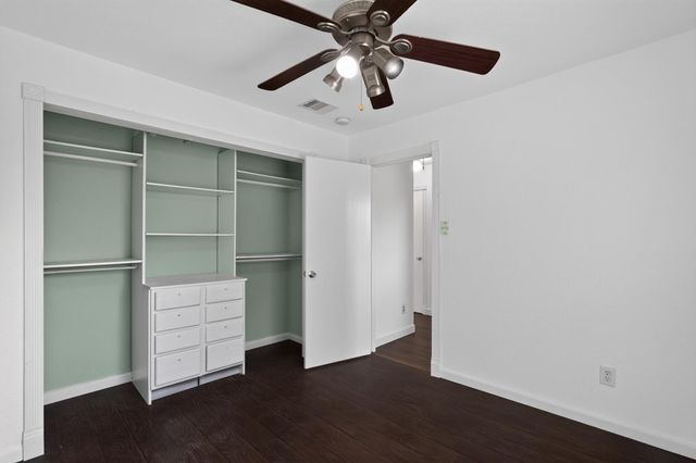 331 Mantova Drive, Houston, TX 77073
