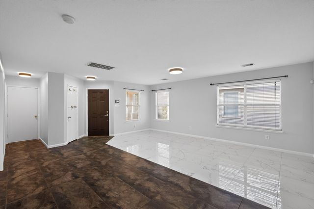 331 Mantova Drive, Houston, TX 77073