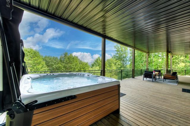 417 Bill Claypool Drive, Blue Ridge, GA 30513