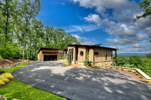 417 Bill Claypool Drive, Blue Ridge, GA 30513