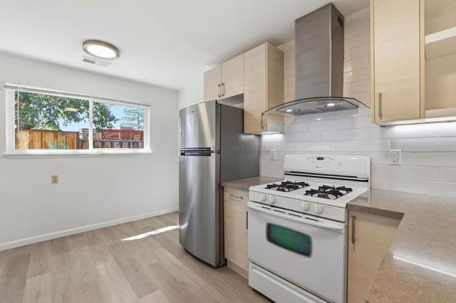 111 Nancy Court, Mountain View, CA 94041