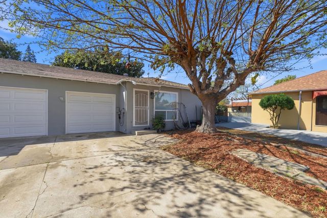 111 Nancy Court, Mountain View, CA 94041