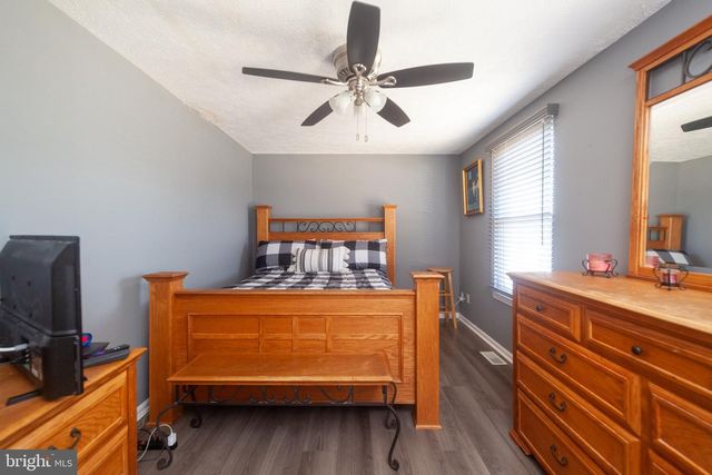 57 VANDERBILT CT, Sicklerville, NJ 08081