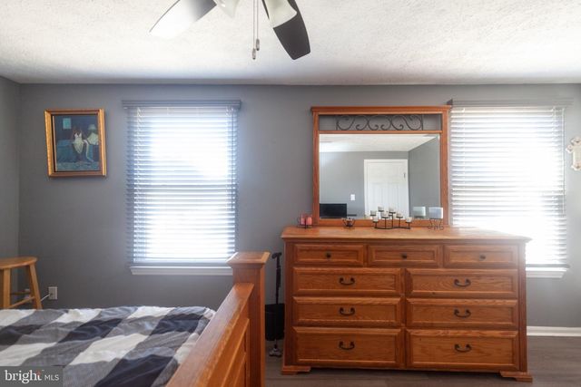 57 VANDERBILT CT, Sicklerville, NJ 08081